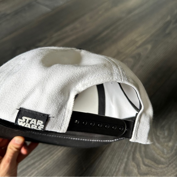 Vans x StarWars hat - Picture 2 of 3